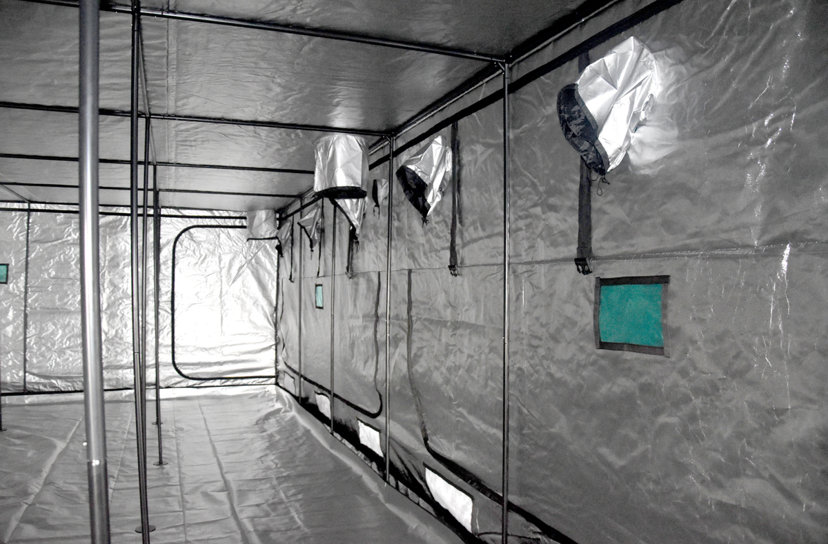 Budbox Pro Titan 9 - 9.0m x 4.5m x 2.4m Grow Tent - Image 12